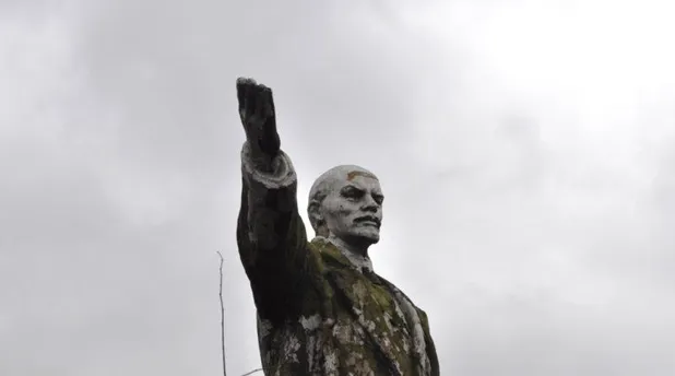 Пам'ятник Леніну на Оболоні в Києві