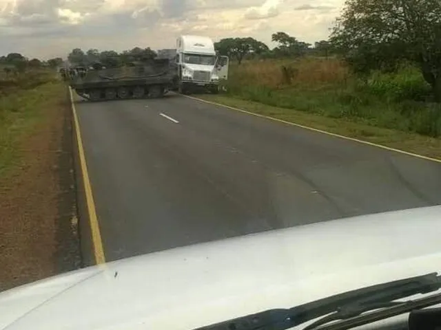 Зімбабве, переворот, зброя, армія Зімбабве, переворот, зброя, армія