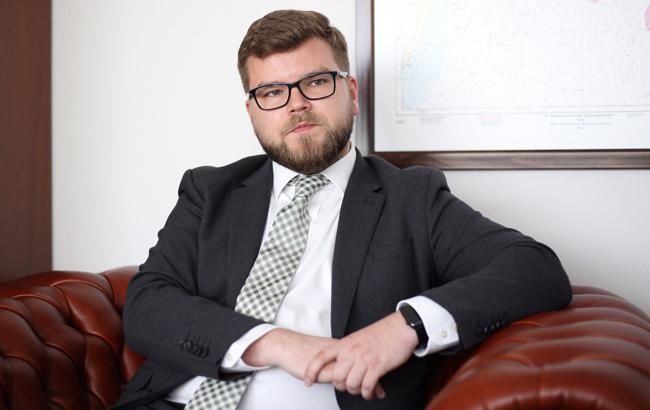 Глава "Укрзалізниці" побував на вокзалі в Києві та роздав догани чиновникам Глава "Укрзалізниці" побував на вокзалі в Києві та роздав догани чиновникам