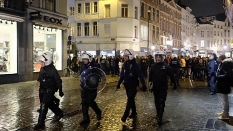 У Бельгії спалахнули сутички між молоддю та правоохоронцями: з'явилось відео
