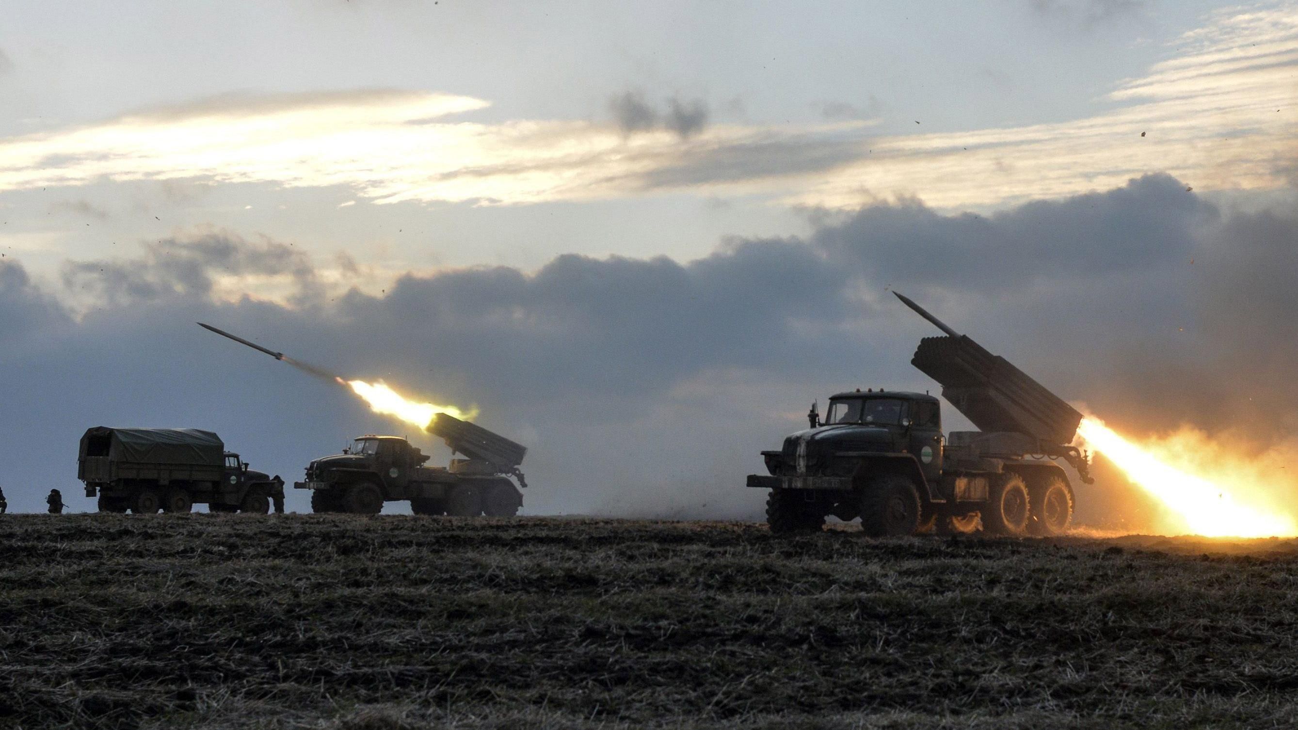 Бойовики знову заходилися цинічно обстрілювати українські позиції з "Градів"