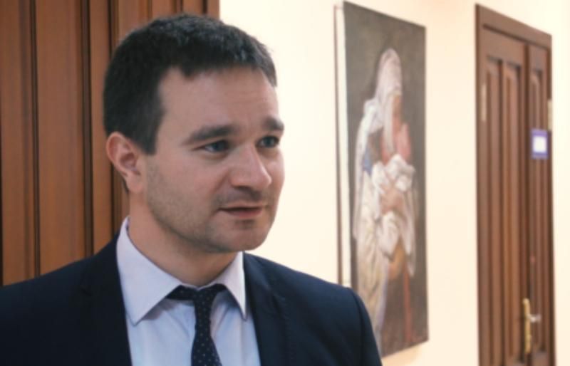 Как злостные махинаций в Министерстве здравоохранения выдают за "технические ошибки": расследование Как злостные махинаций в Министерстве здравоохранения выдают за "технические ошибки": расследование