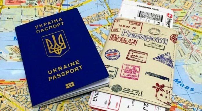 Скільком українцям відмовляють у візах до США: дані статистики Скільком українцям відмовляють у візах до США: дані статистики