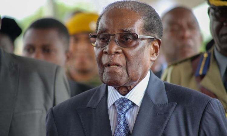 Правящая партия Зимбабве сместила президента Мугабе с поста главы