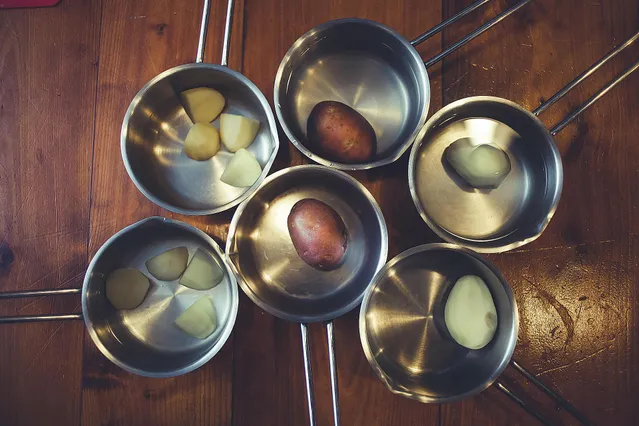 Як і скільки варити очищену картоплю 