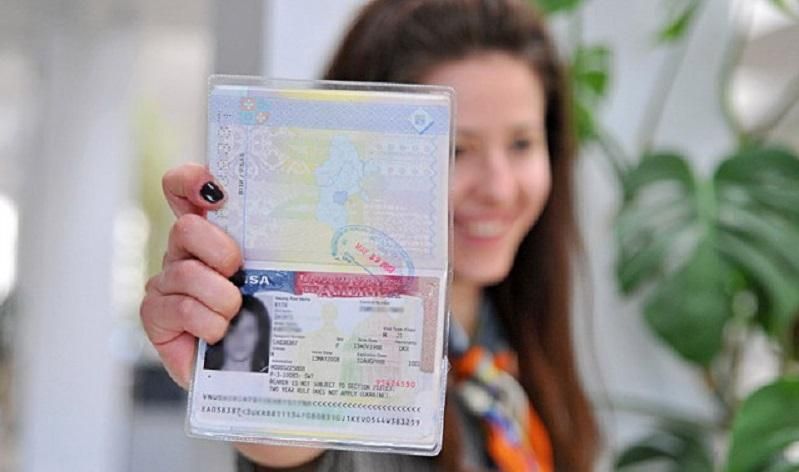 Сколько украинцев переехали в ЕС в 2016-м: назвали цифру Сколько украинцев переехали в ЕС в 2016-м: назвали цифру