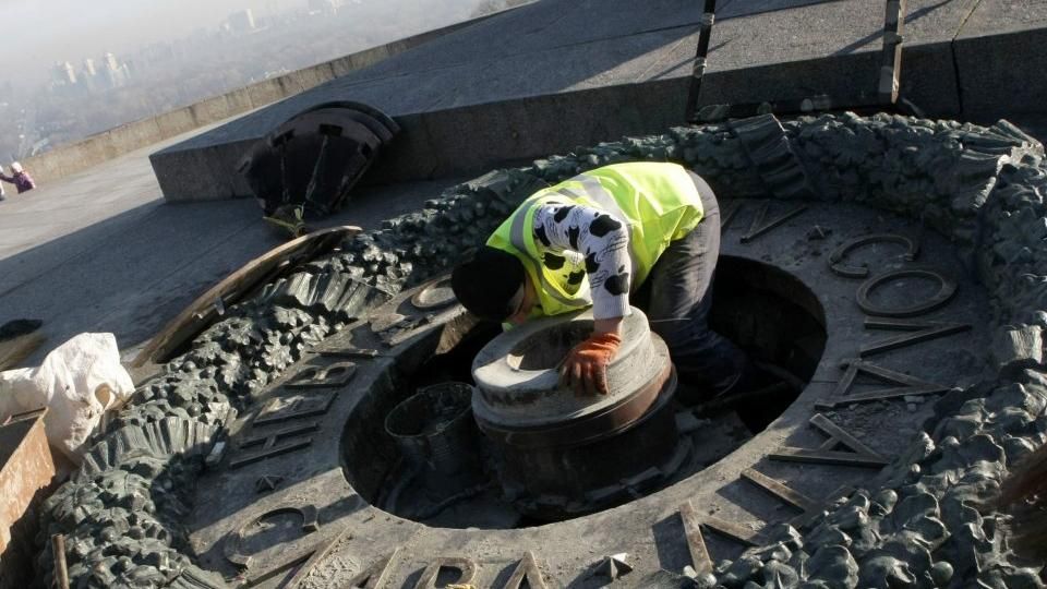 Власть Киева оригинальным способом будет бороться с вандалами Власть Киева оригинальным способом будет бороться с вандалами