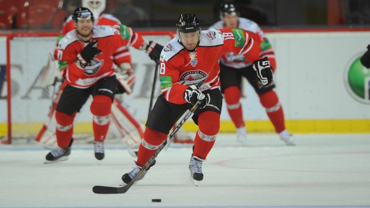 Хокеїсти "Донбасу" продовжують перемагати у матчах чемпіонату України Хокеїсти "Донбасу" продовжують перемагати у матчах чемпіонату України