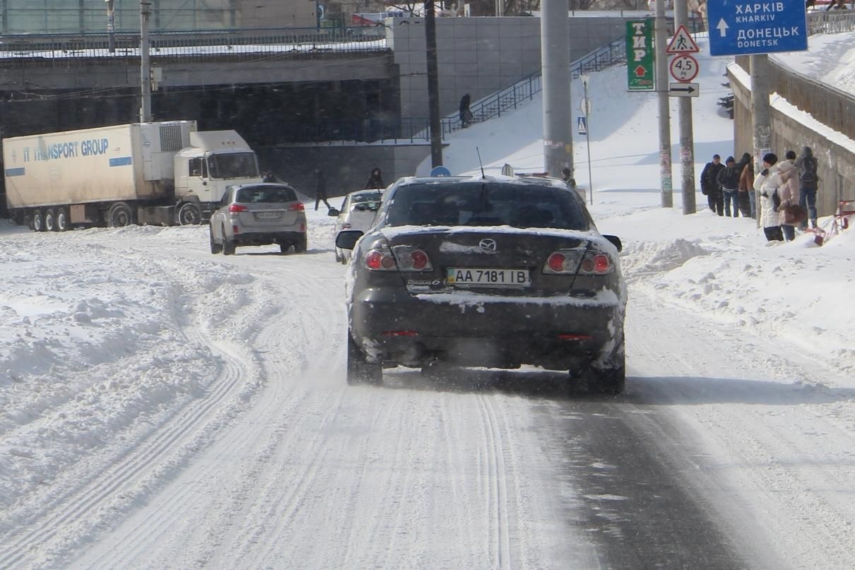 Їзда взимку: як правильно їздити взимку на автомобілі