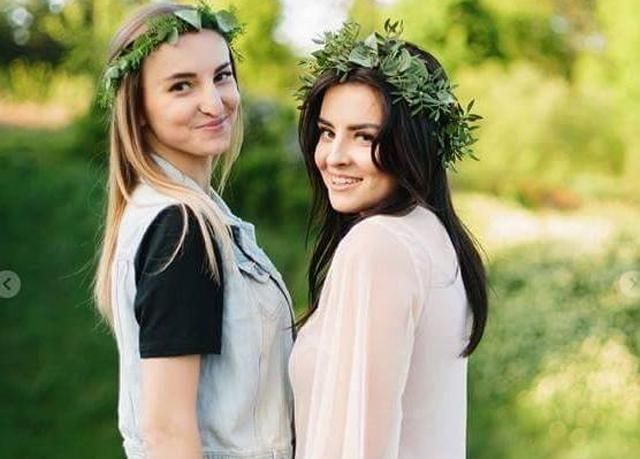 Постраждалу в ДТП у Харкові сестру, яка вижила, виписали з лікарні Постраждалу в ДТП у Харкові сестру, яка вижила, виписали з лікарні