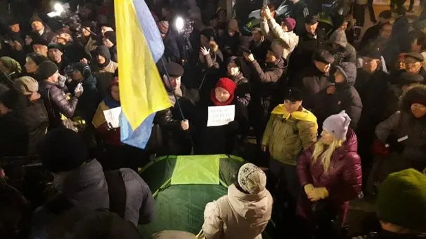 На Майдані в Києві встановили намети