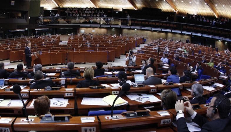 У ПАРЄ готуються до термінового обговорення зняття санкцій з Росії У ПАРЄ готуються до термінового обговорення зняття санкцій з Росії