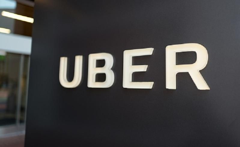 Uber рік приховував викрадення даних мільйонів клієнтів Uber рік приховував викрадення даних мільйонів клієнтів