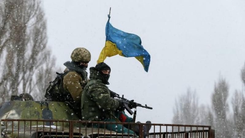 Троє бійців на фронті постраждали від зухвалих провокацій бойовиків