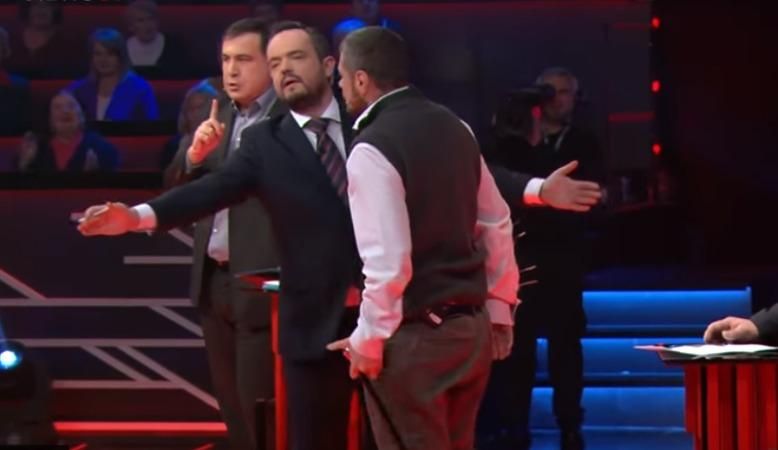 Чудовище – это ты! – Мосийчук с палкой набросился на Саакашвили Чудовище – это ты! – Мосийчук с палкой набросился на Саакашвили