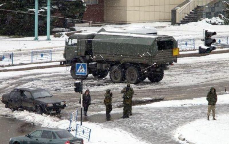 Пенсій не буде: РФ вивезла з луганських банків усю готівку
