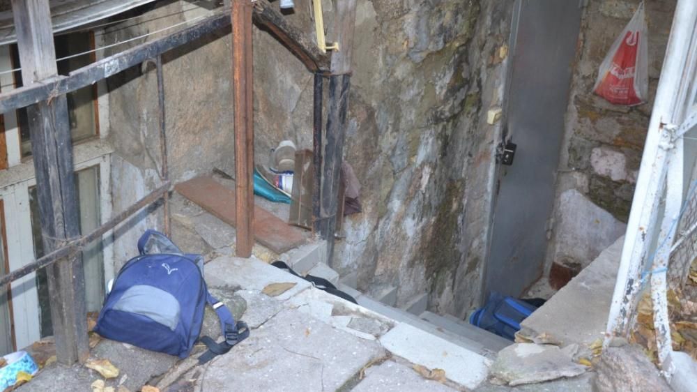 В Одесі замерз двірник, якого напередодні вигнали з підвалу В Одесі замерз двірник, якого напередодні вигнали з підвалу