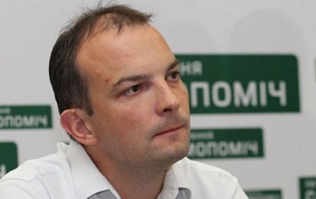 Соболєв заявив про обшуки у лікарів, які допомагають активістам під ВР