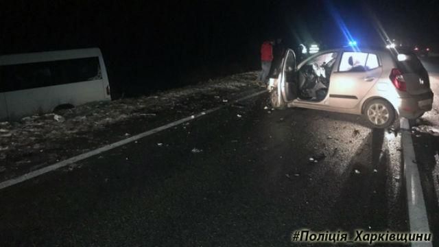 Автобус столкнулся с автомобилем на Харьковщине: много пострадавших Автобус столкнулся с автомобилем на Харьковщине: много пострадавших