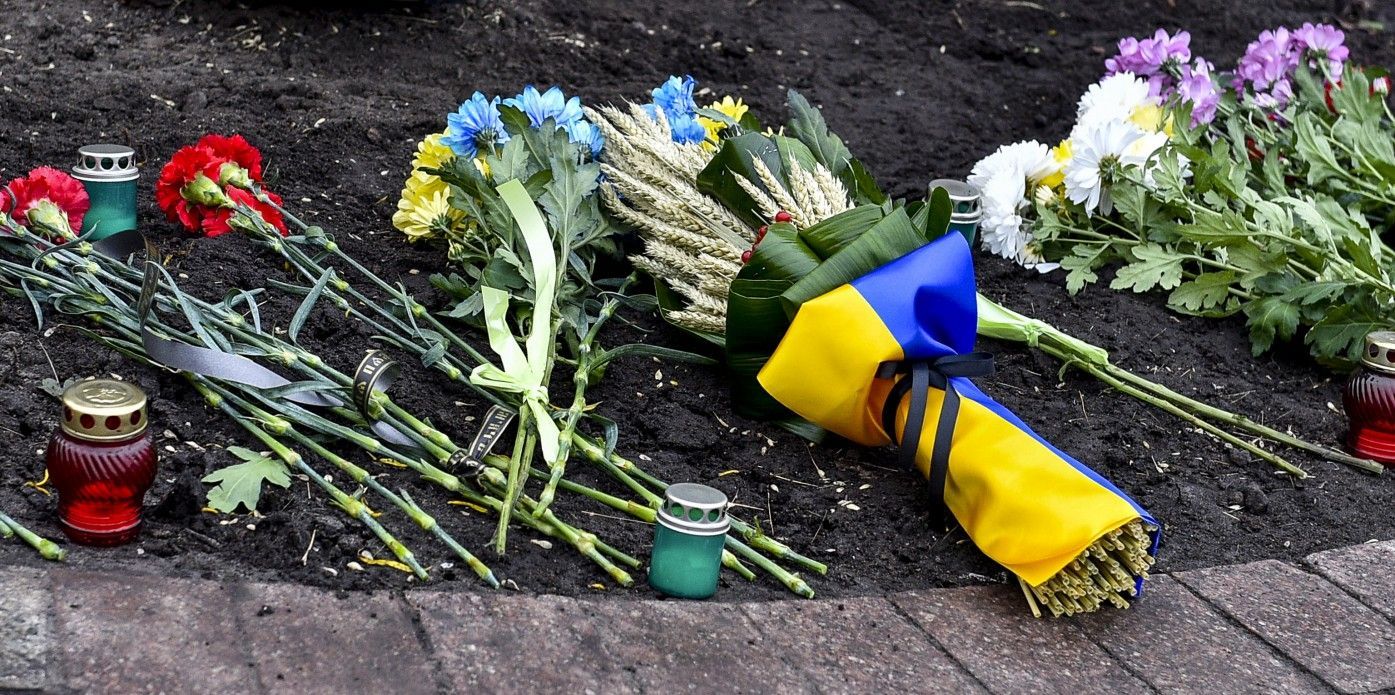 Один из военных потерял сознание во время церемонии чествования памяти жертв Голодомора в Киеве