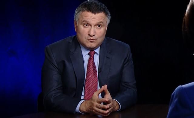 Аваков озвучил количество боевиков на Донбассе Аваков озвучил количество боевиков на Донбассе