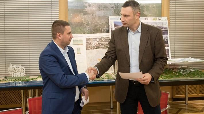 Кличко підписав скандальний меморандум щодо забудови на місці Сінного ринку