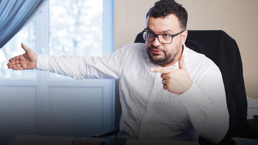 Глава Госкино объяснил, почему "Квартал 95" сами виновны в скандале с "Сватами"