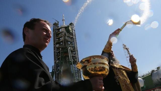 Российского епископа назвали виновным в неудачном запуске космической ракеты
