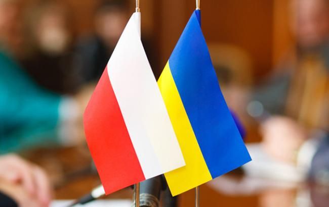 У Польщі розповіли, яку частку складають мігранти з України  