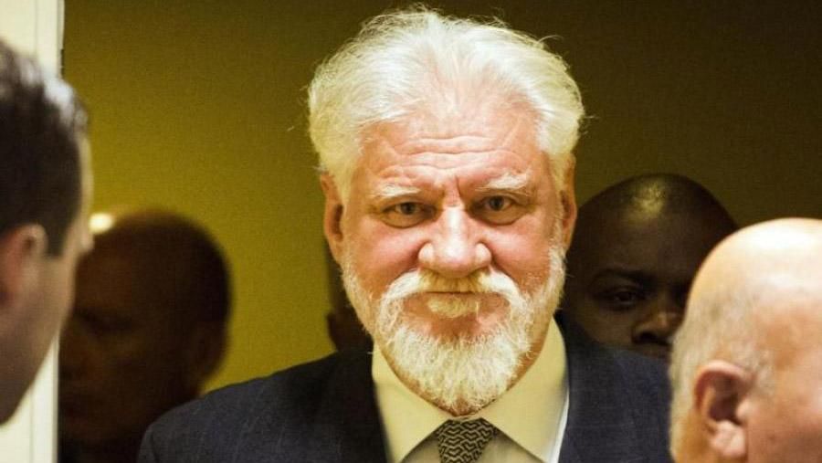 Генерал Слободан Пральяк, який випив отруту у Гаазькому суді, помер Генерал Слободан Пральяк, який випив отруту у Гаазькому суді, помер