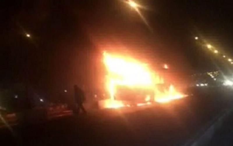 У Харкові просто на ходу загорівся тролейбус: феєричне відео
У Харкові просто на ходу загорівся тролейбус: феєричне відео