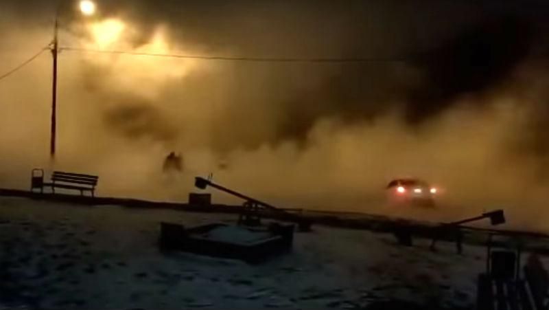 Улицу Москвы залило кипятком, много травмированных: видео Улицу Москвы залило кипятком, много травмированных: видео