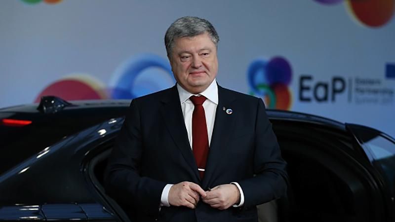 Порошенко анонсував референдуми щодо вступів у НАТО та ЄС Порошенко анонсував референдуми щодо вступів у НАТО та ЄС