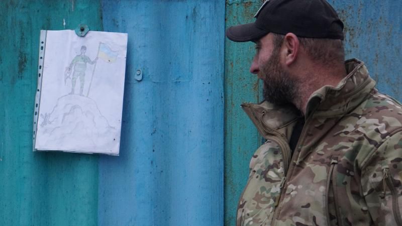 Як виглядає звільнене Гладосове після 3 років під владою бойовиків
Як виглядає звільнене Гладосове після 3 років під владою бойовиків