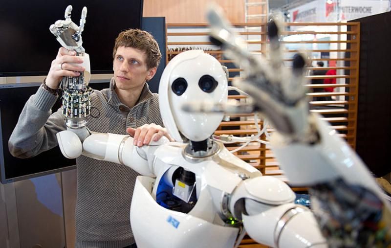 До 12 миллионов немцев могут потерять работу из-за роботизации