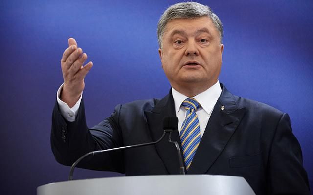 Порошенко прокомментировал блокирование телеканала NewsOne
Порошенко прокомментировал блокирование телеканала NewsOne