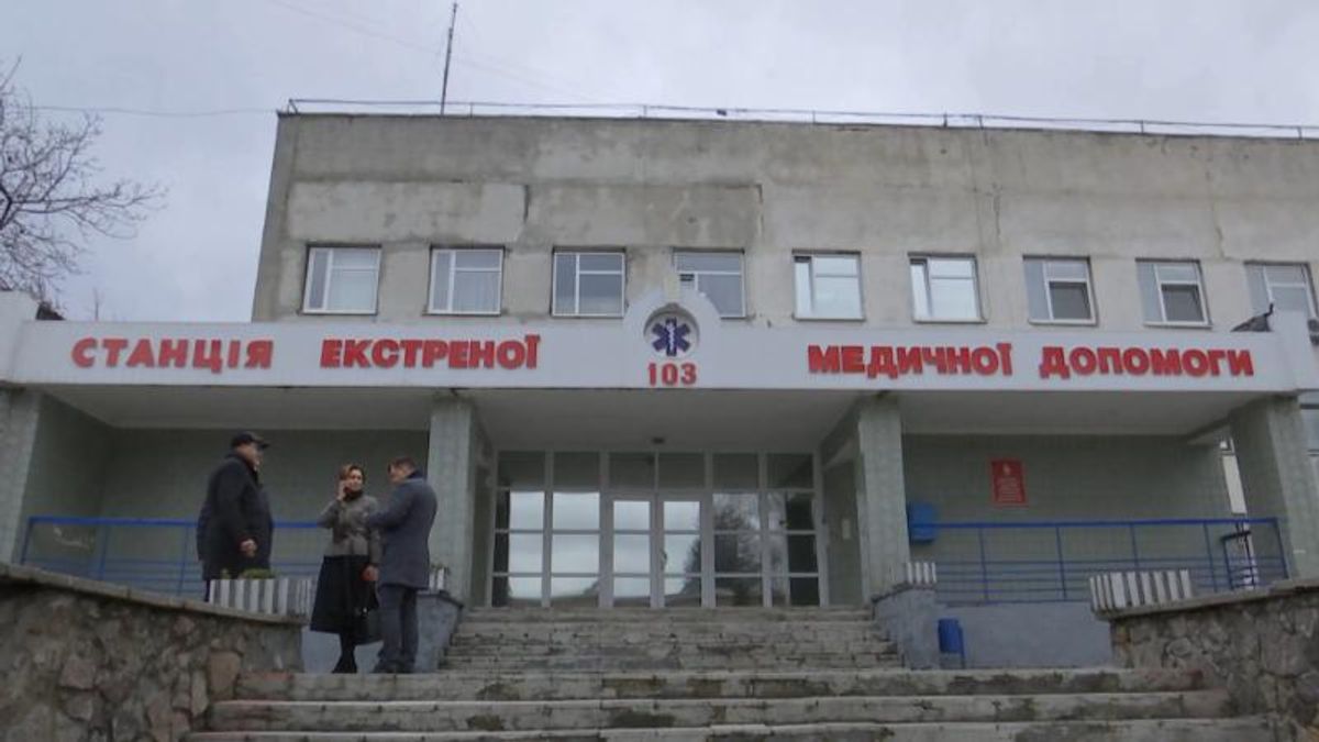 Відтепер "швидка допомога" приїжджатиме швидше: експериментальна інновація
Відтепер "швидка допомога" приїжджатиме швидше: експериментальна інновація