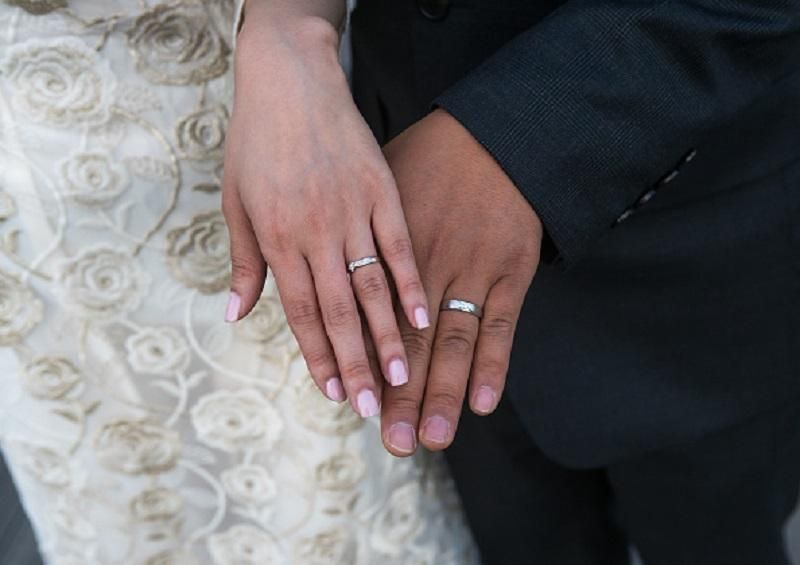 Як вийти заміж за іноземця та не потрапити в пастку: інфографіка
