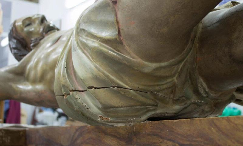 Внутри статуи Иисуса Христа обнаружили тайник с посланием времен Испании XVIII века