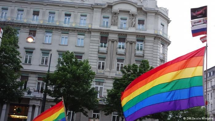 Еще в одной европейской стране разрешили однополые браки