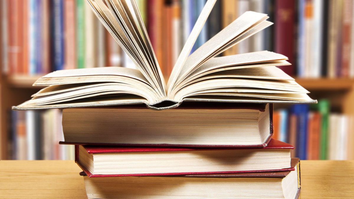 В Україну заборонили ввозити низку російських книг: перелік В Україну заборонили ввозити низку російських книг: перелік