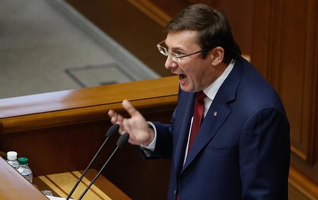 Луценко дал сутки Саакашвили на добровольный визит к следователю Луценко дал сутки Саакашвили на добровольный визит к следователю