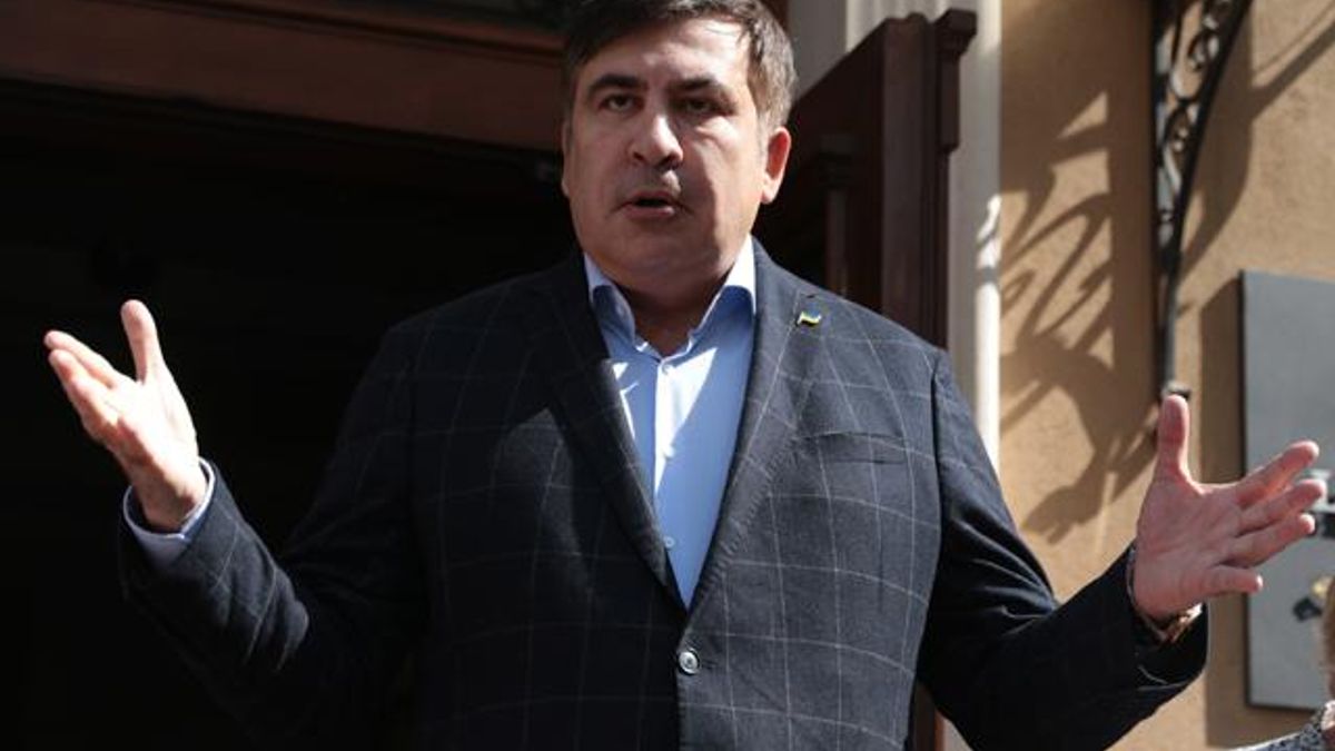 Саакашвили в росыске: полиция начала разыскивать Михо