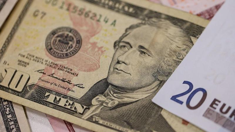 Наличный курс валют на 06-12-2017: курс доллара и евро