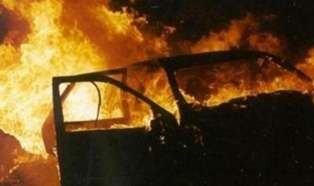 В Харькове взорвали авто сотрудника полиции, – СМИ В Харькове взорвали авто сотрудника полиции, – СМИ