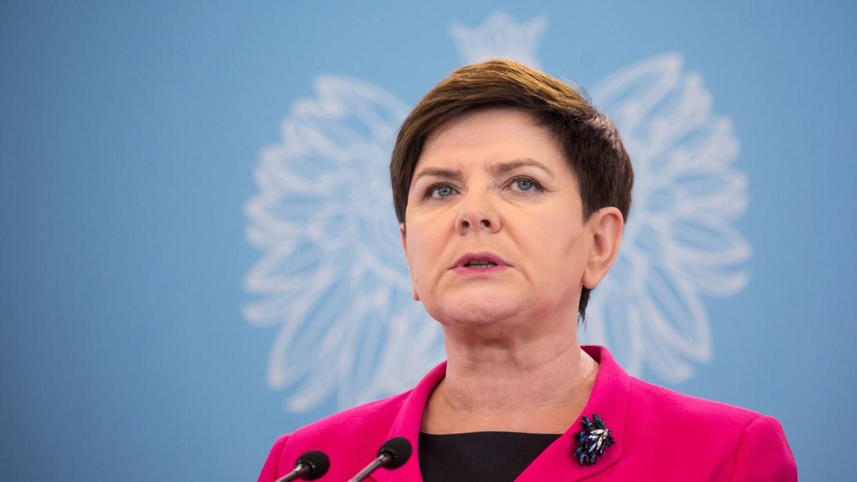 Прем'єр Польщі Беата Шидло подала у відставку Прем'єр Польщі Беата Шидло подала у відставку