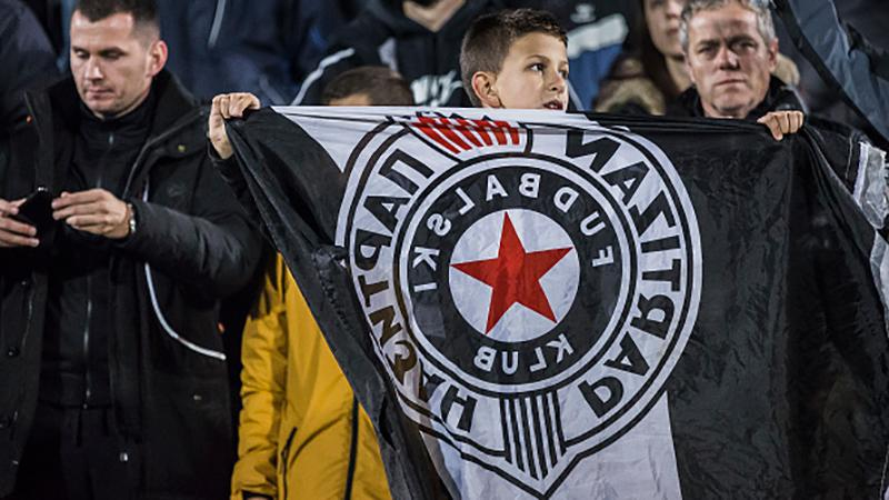 В Киеве избили официальных представителей сербского ФК "Партизан", – СМИ
