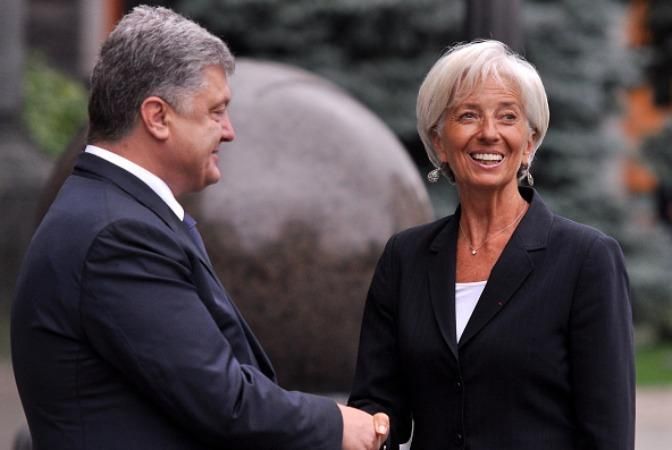 Порошенко ночью поговорил с Лагард: стали известны детали Порошенко ночью поговорил с Лагард: стали известны детали