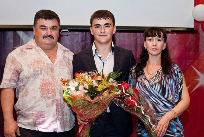 Розправа над родиною кума Януковича: з'явились моторошні подробиці Розправа над родиною кума Януковича: з'явились моторошні подробиці