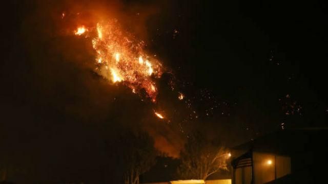 В Калифорнии ввели чрезвычайное положение В Калифорнии ввели чрезвычайное положение